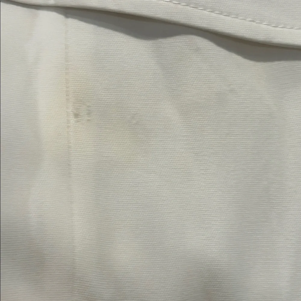 3.2 PHILIP LIM size 2 White Blazer with tan Buttons